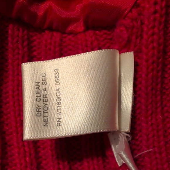 Sweater vest with hood - Picture 7 of 9